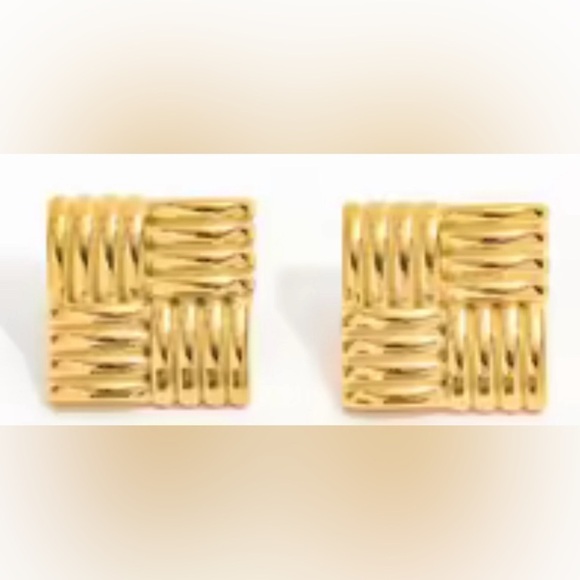 Gold Gia Square Stud Earrings - Picture 3 of 11